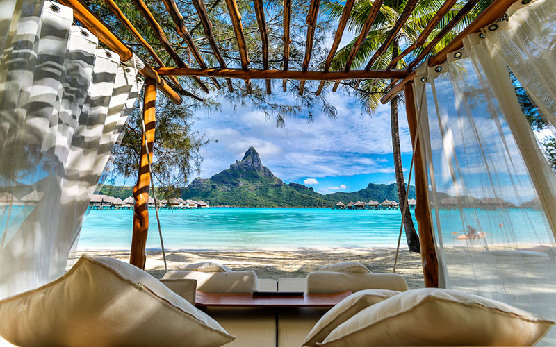 bora bora sur la plage
