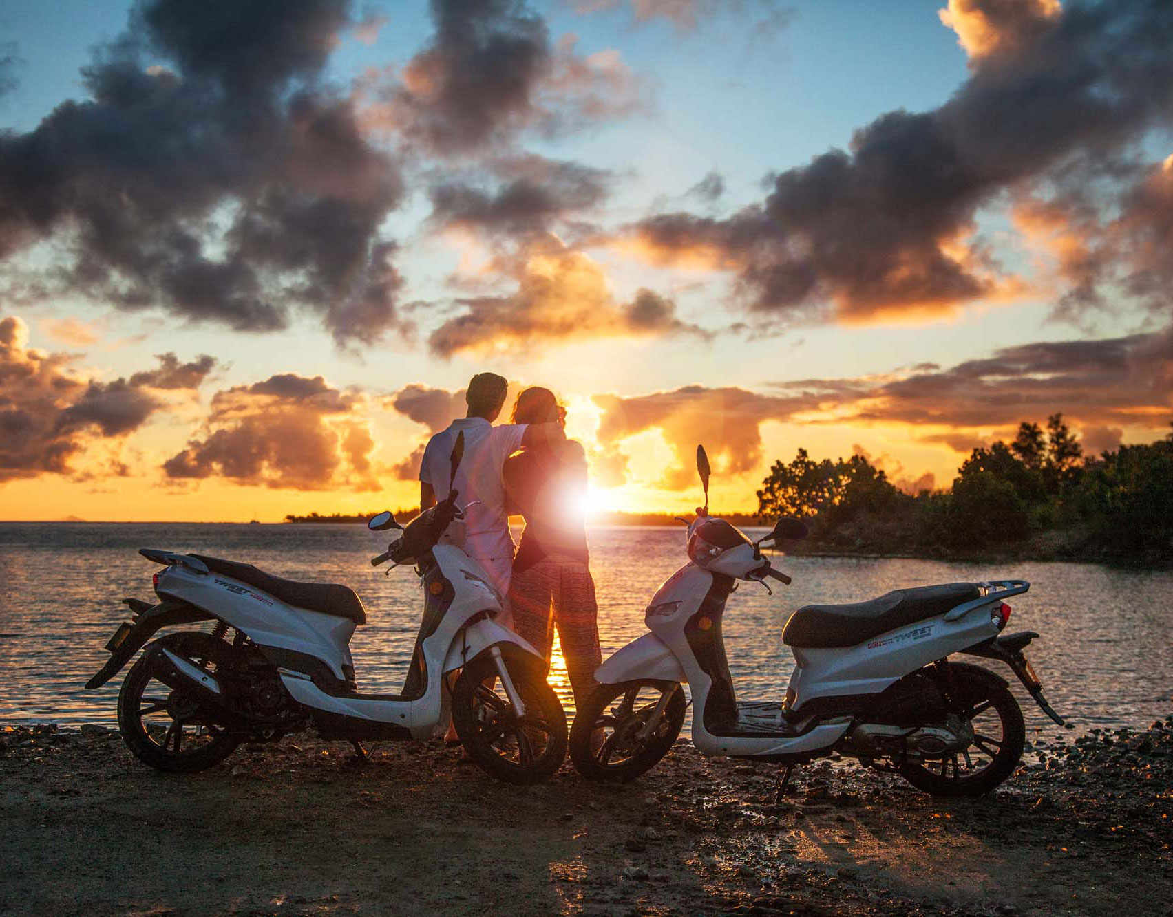 Couché de soleil en scooter